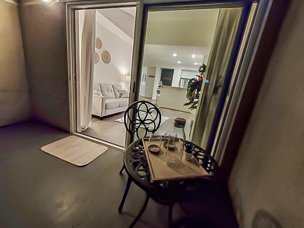 Two Bedroom At Universal Appartement